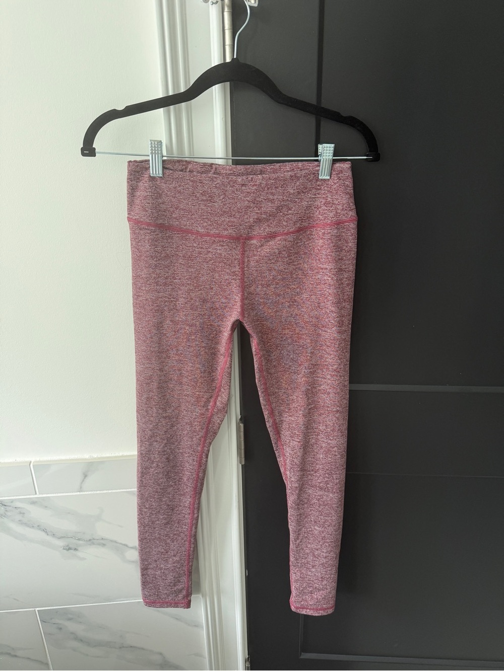 Women's High-Rise Heathered Pink Leggings